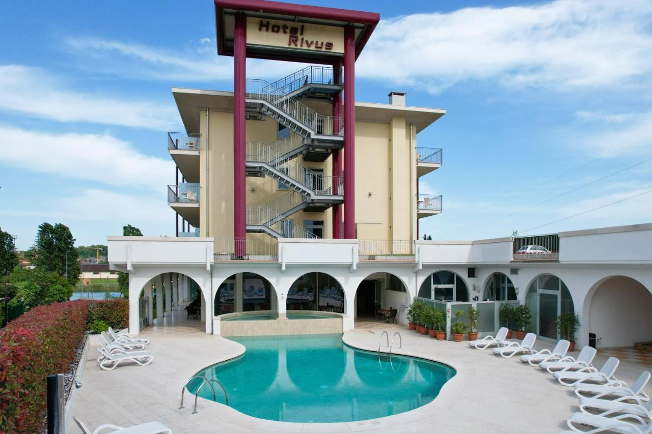 Hotel Rivus Peschiera del Garda Bagian luar foto